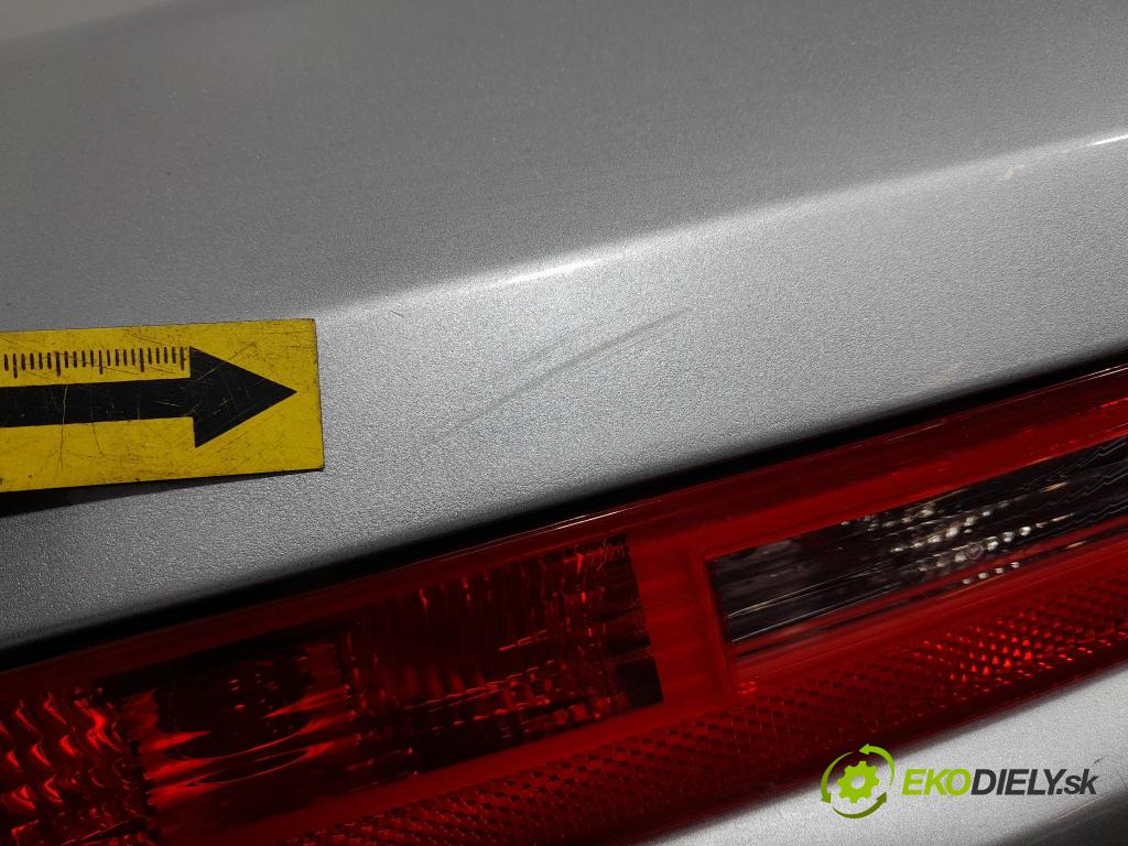 Audi Q7 2008 nárazník Zad:
