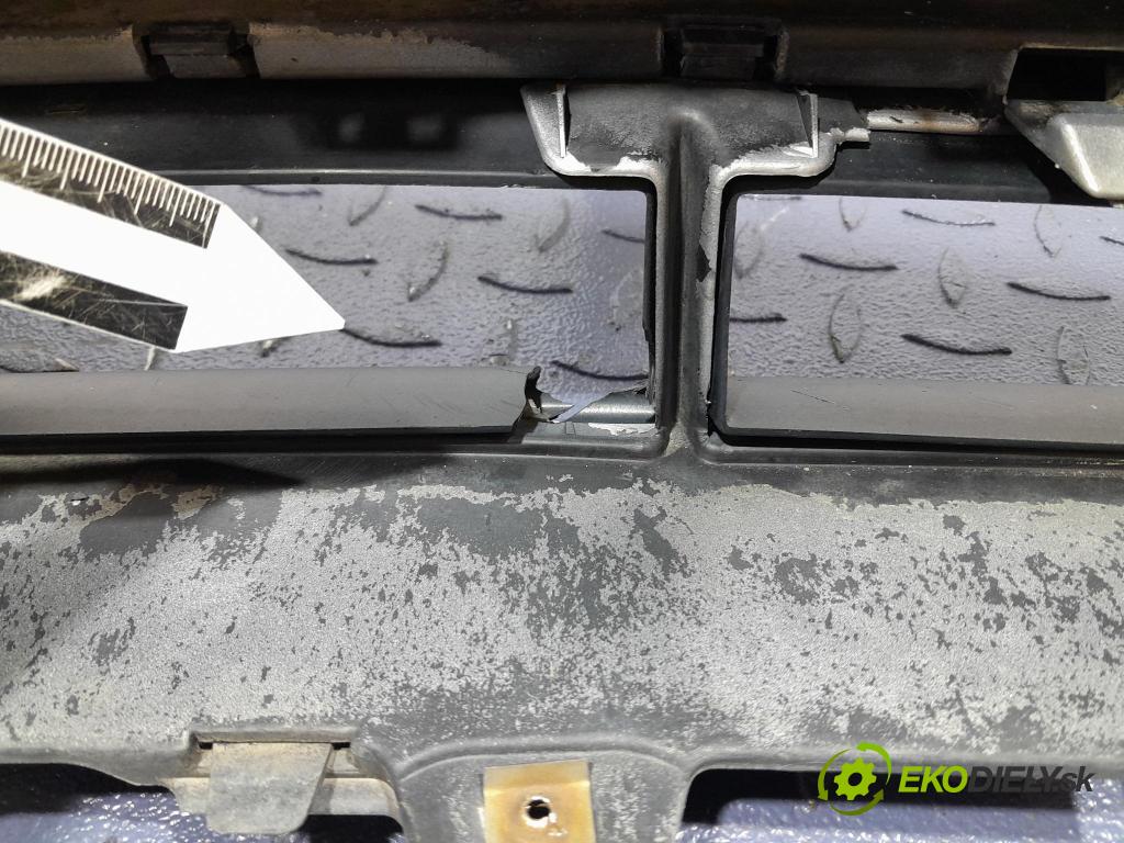 Audi Q7 2008 nárazník Predné