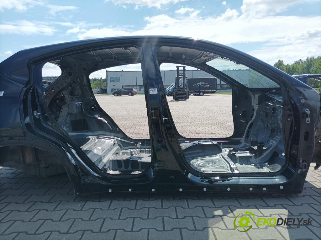 Honda Hr-v 2020 práh v pravo: