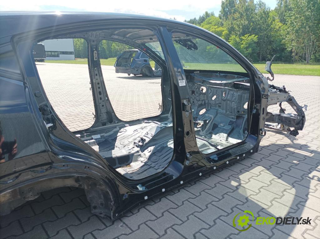 Honda Hr-v 2020 práh v pravo: 