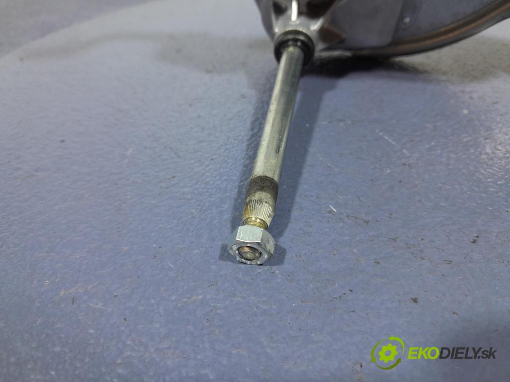 Honda Hr-v 2020 motor: Stierače: zad