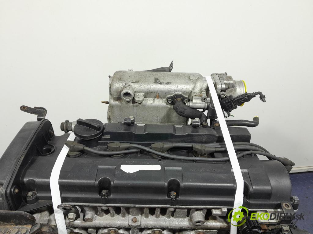 Hyundai Tucson 2005 motor Benzín: