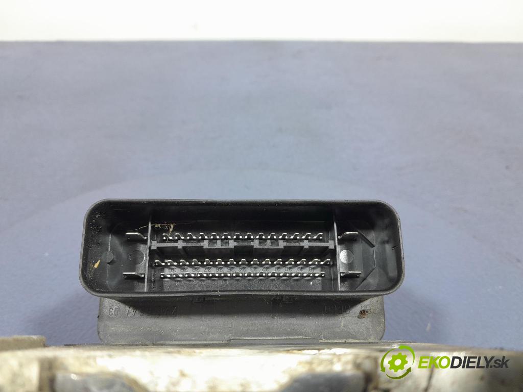 Audi Q7 2008 čerpadlo ABS x 4L0614517D