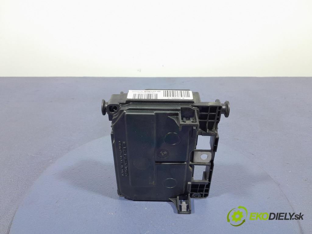 Peugeot 407 2005 skrinka Poistky: 9656593780