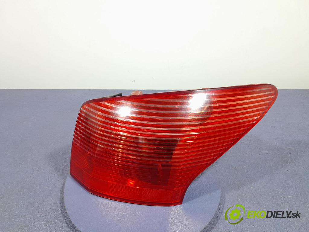 Peugeot 407 2005 svetlo / reflektor zad Prava: Vonkajsia: