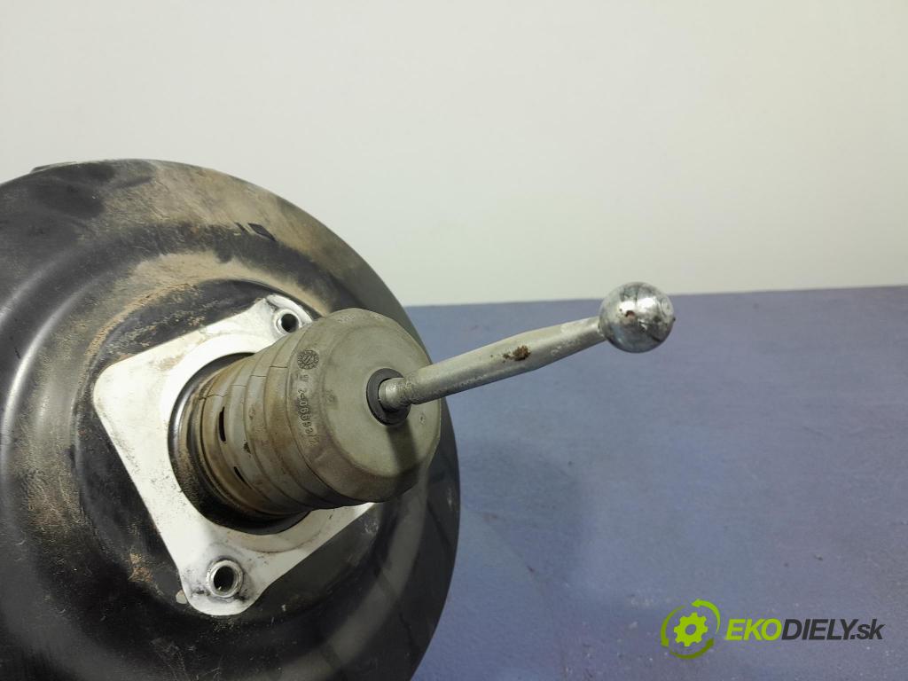 Audi Q7 2008 servo Brzdní: 7L8612101H