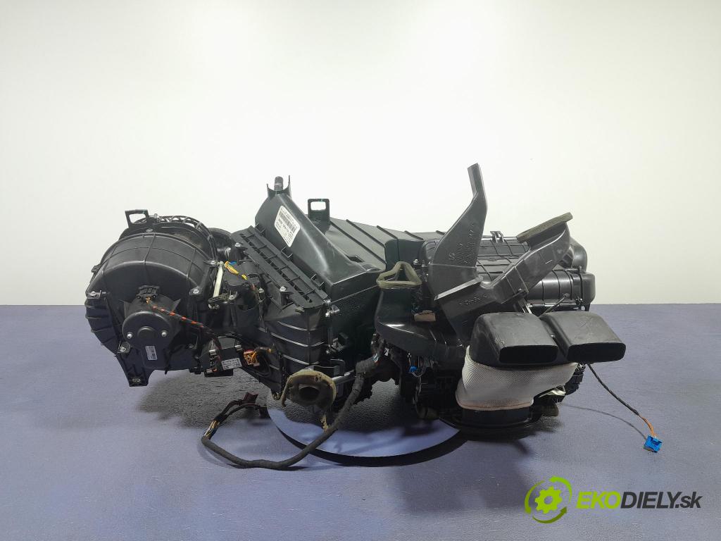 Audi Q7 2008 radiator 4L1820003R