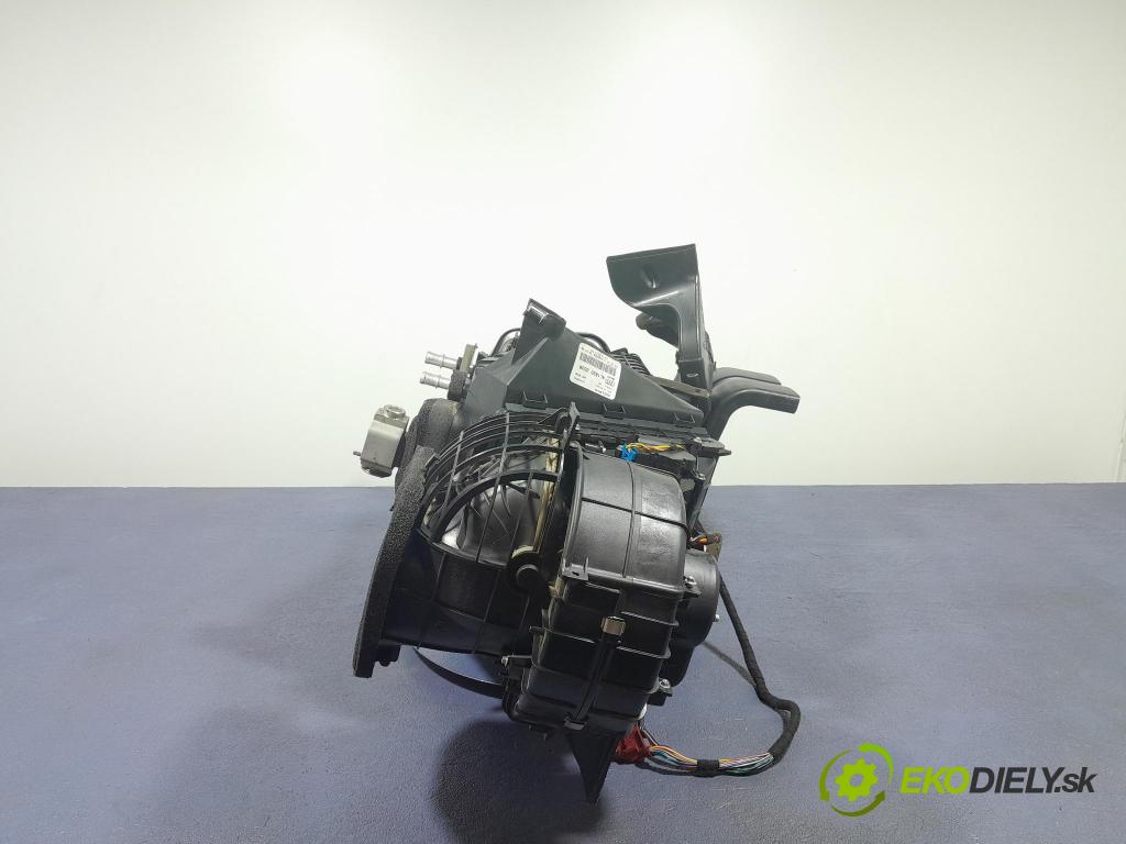 Audi Q7 2008 radiator 4L1820003R