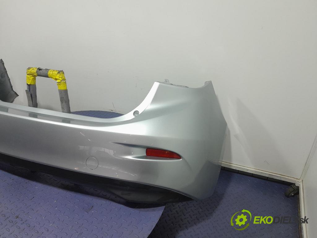 Mazda 3 2017 nárazník zad