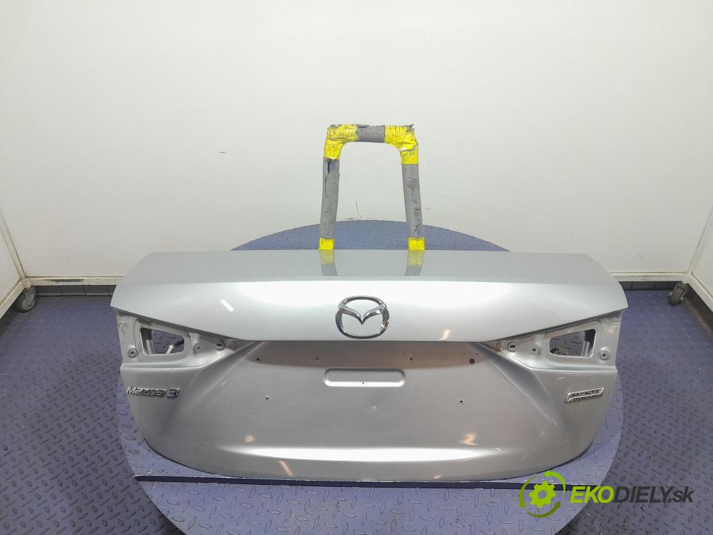 Mazda 3 2017 zadna dveře kufra: kufra: