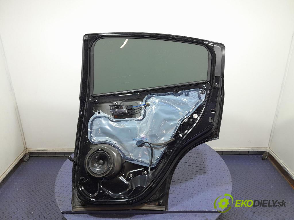 Honda Hr-v 2020 dvere zad pravé 