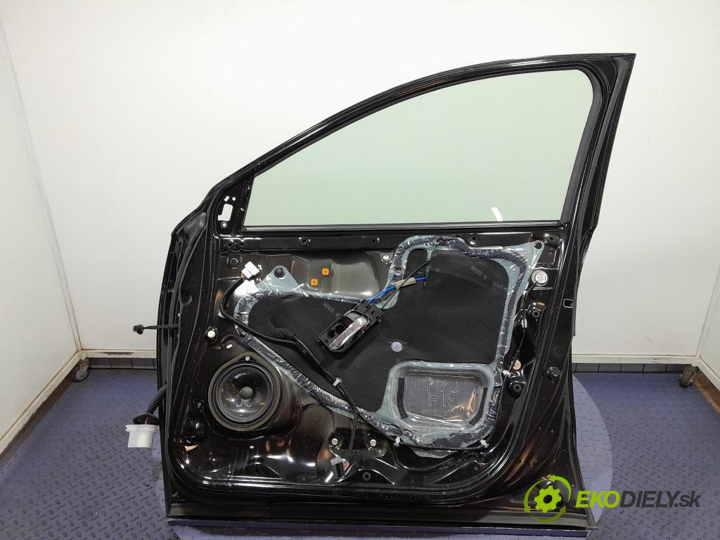 Honda Hr-v 2020 dvere Predné pravé 