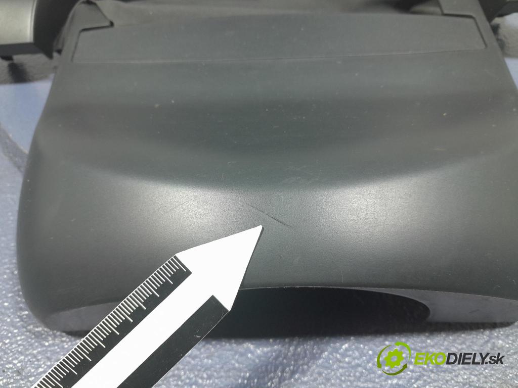 Mazda 3 2017 kryt Plast: Interiéry: BADF55421