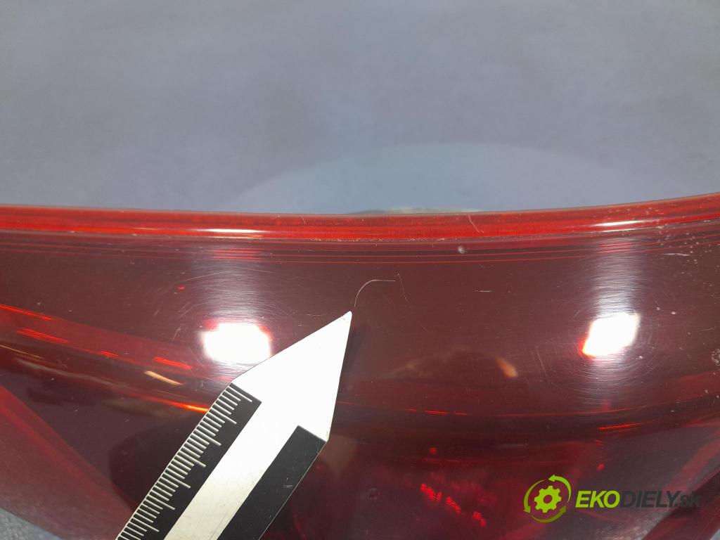 Mazda 3 2017 svetlo / reflektor zad ľavá Vonkajsia: