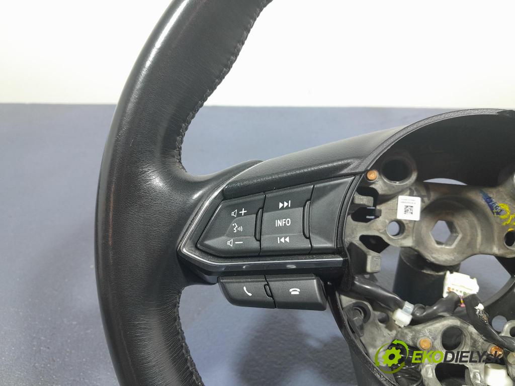 Mazda 3 2017 volant