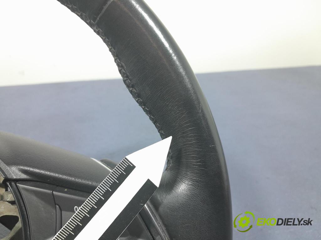 Mazda 3 2017 volant