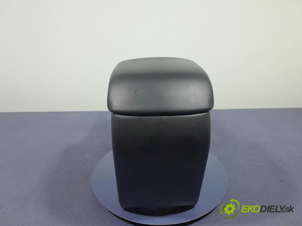 Mazda 3 2017 tunel Stredný: BADE64961