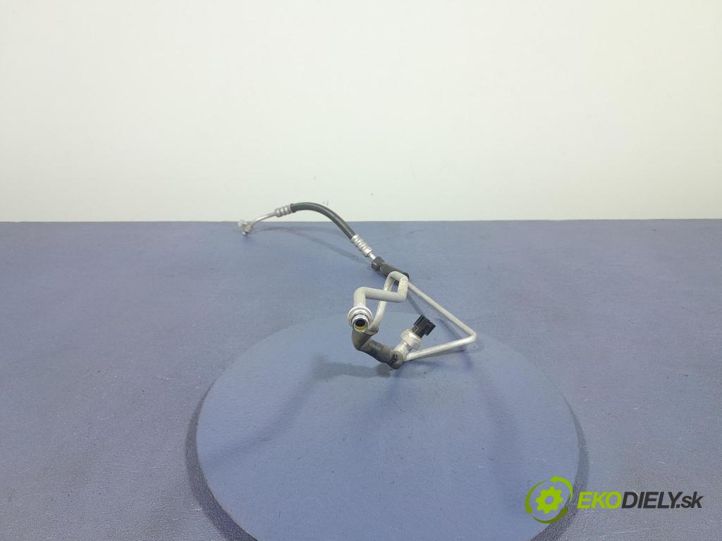 Mazda 3 2017 trubka Klimatizace: BJS7-6146X