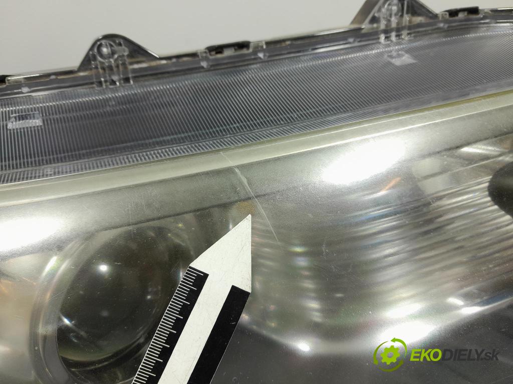Honda Cr-v 2012 Reflektor: v pravo:
