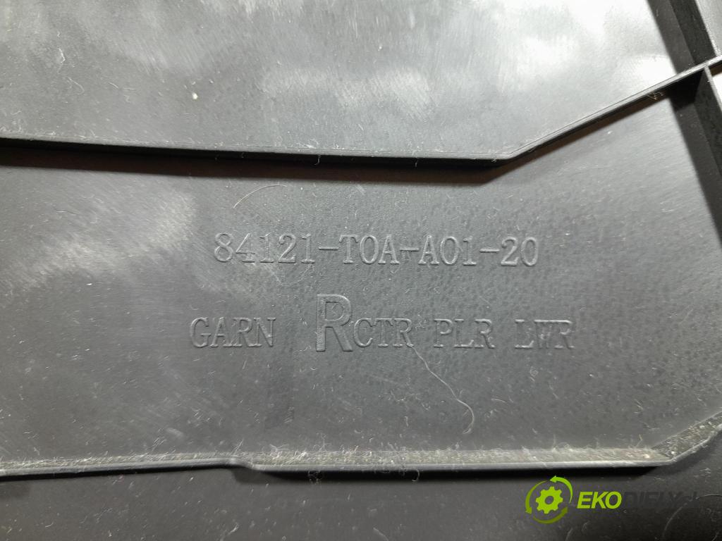 Honda Cr-v 2012 kryt Plast: Interiéry: 84121-T0A-A01-20