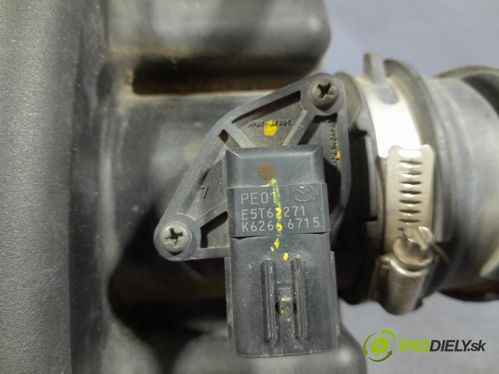Mazda 3 2017 obal Filtre: Vzduch: PEAR-133AX