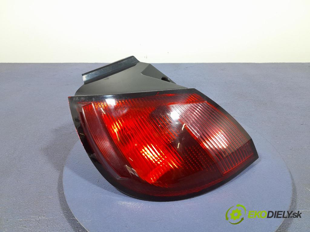 Mitsubishi Colt 2009 svetlo / reflektor zad ľavá Vonkajsia: MR957365