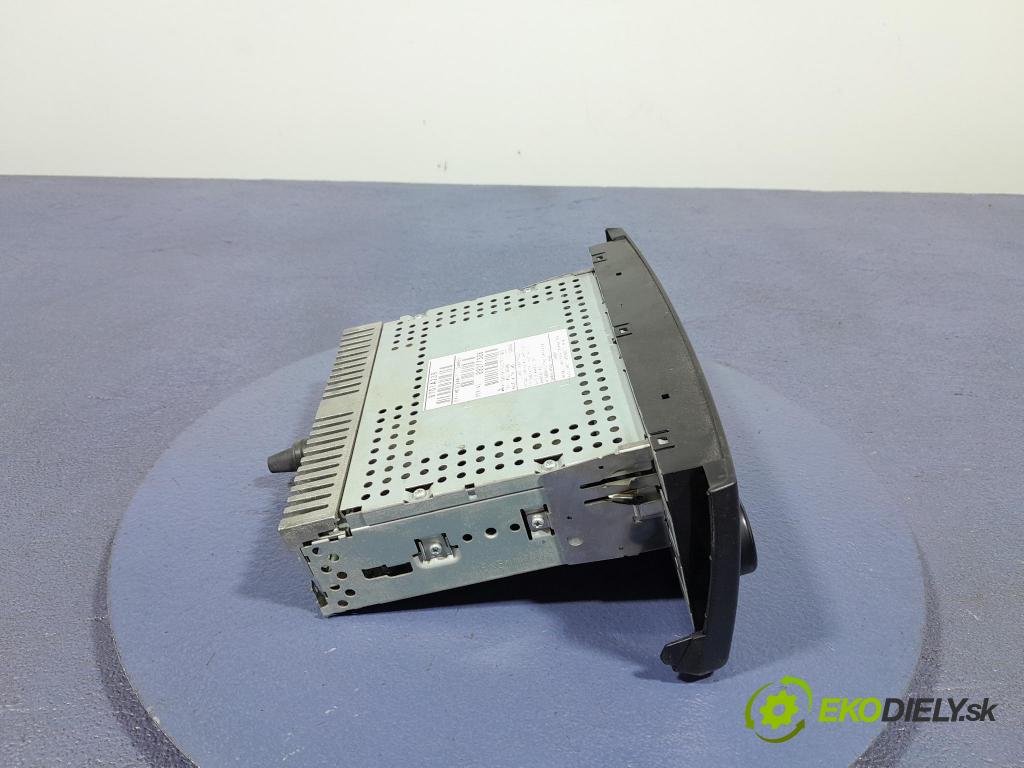 Mitsubishi Colt 2009 Radio I Navigácia: 8701A239