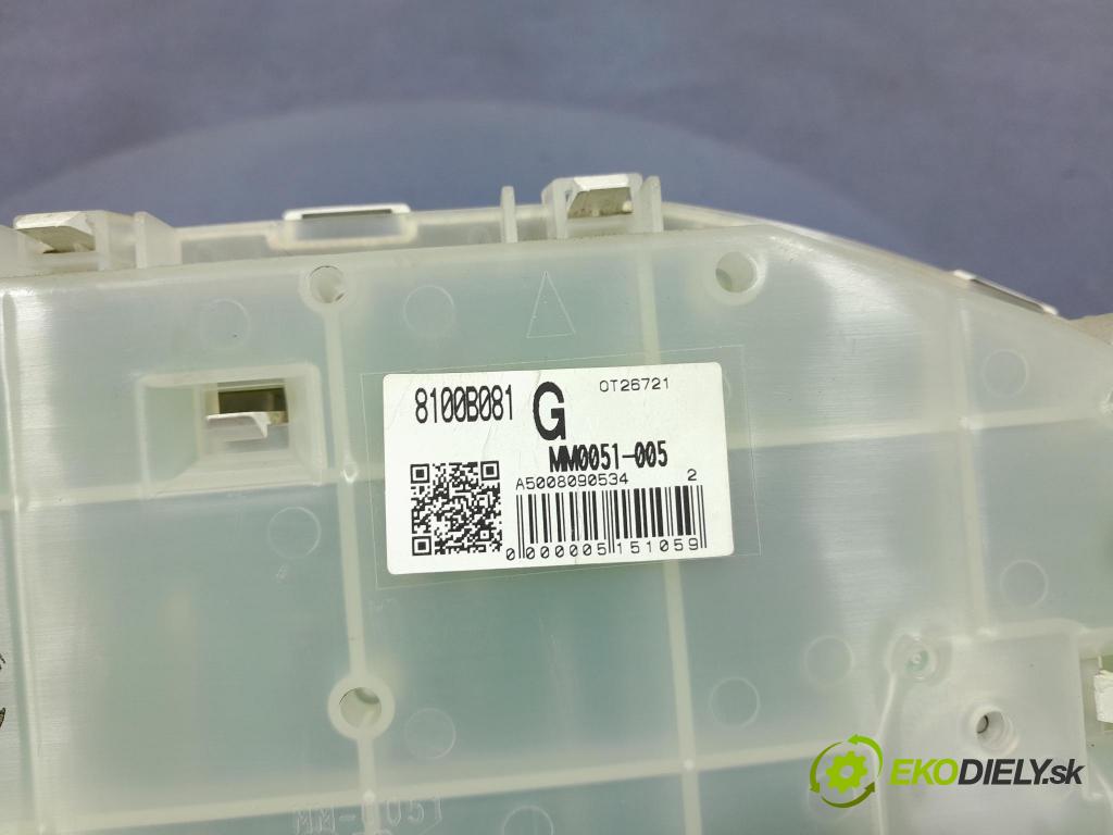Mitsubishi Colt 2009 prístrojovka/ budíky 8100B081