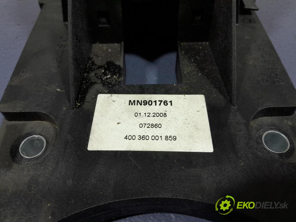 Mitsubishi Colt 2009 Páka: Zmeny: MN901761