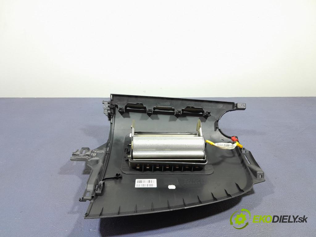 Mitsubishi Colt 2009 Airbag: Cestujúcí: x 8002A579ZZ