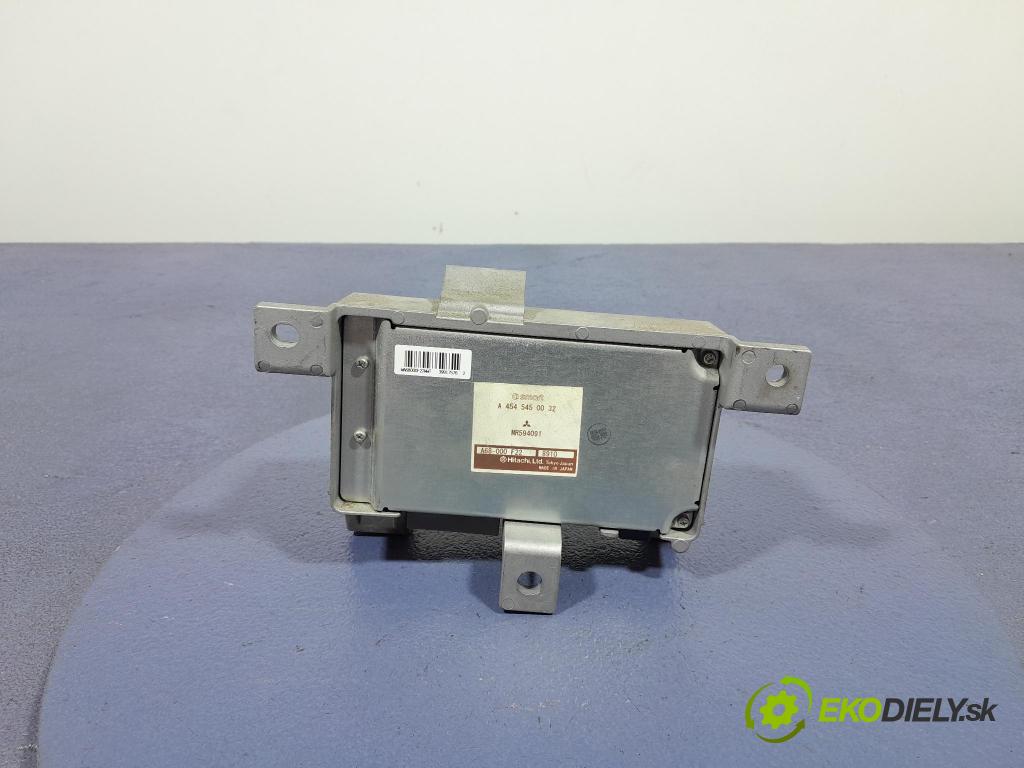 Mitsubishi Colt 2009 riadiaca jednotka MR594091