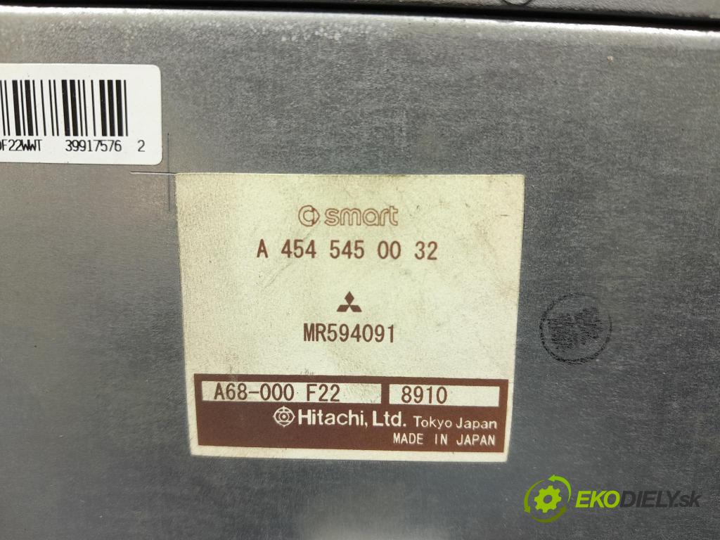 Mitsubishi Colt 2009 riadiaca jednotka MR594091