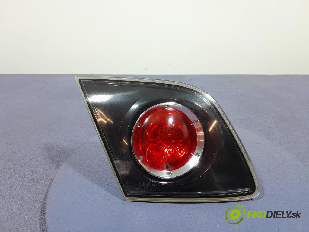Mazda 3 2007 svetlo / reflektor zad ľavá Vnútri: P2913L