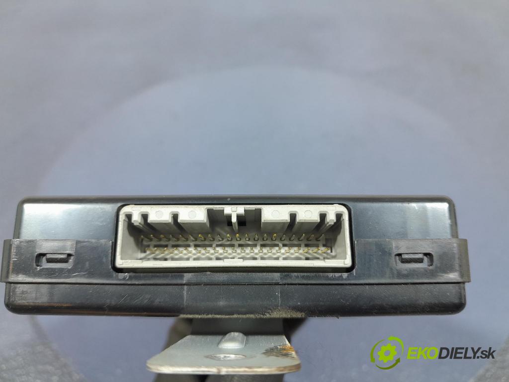 Honda Cr-v 2012 riadiaca jednotka Sedadlo: 81628-T1G-G01