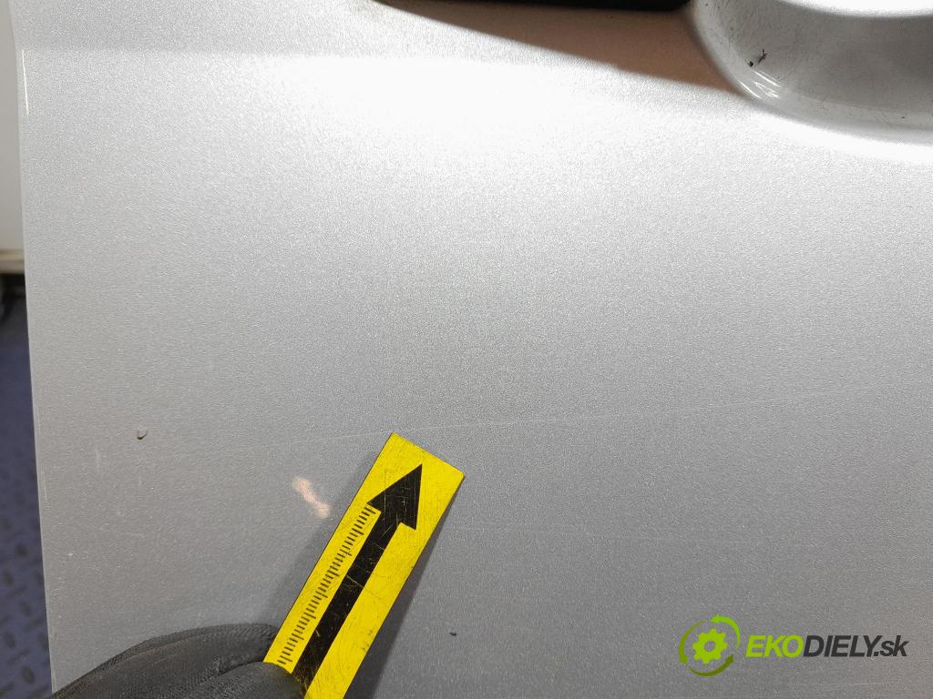 Ford Focus 2010 dvere Predné pravé