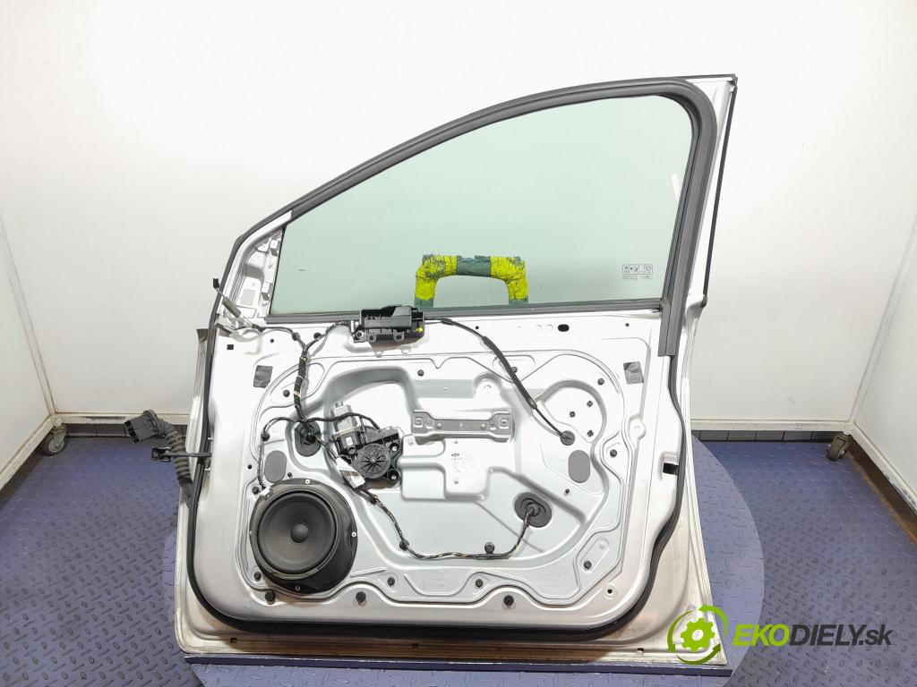 Ford Focus 2010 dvere Predné pravé 
