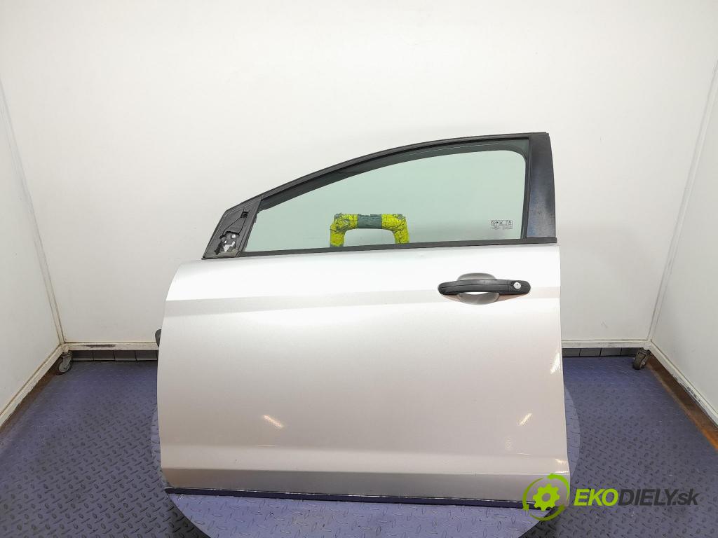 Ford Focus 2010 dvere Predné Vľavo: