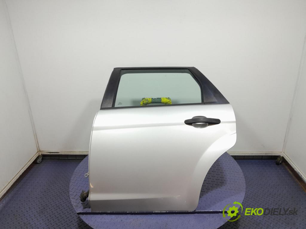 Ford Focus 2010 dveře Zad: Vlevo, odjet: