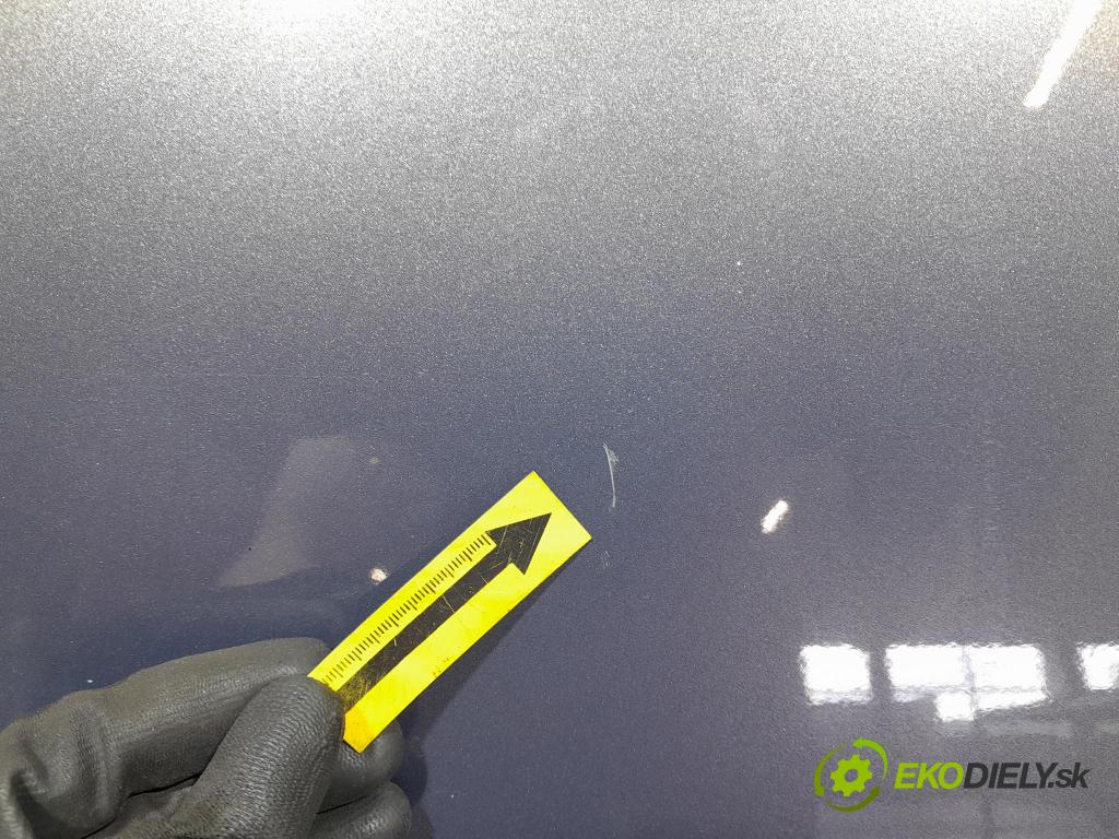 Mazda 3 2007 dvere Predné Vľavo: