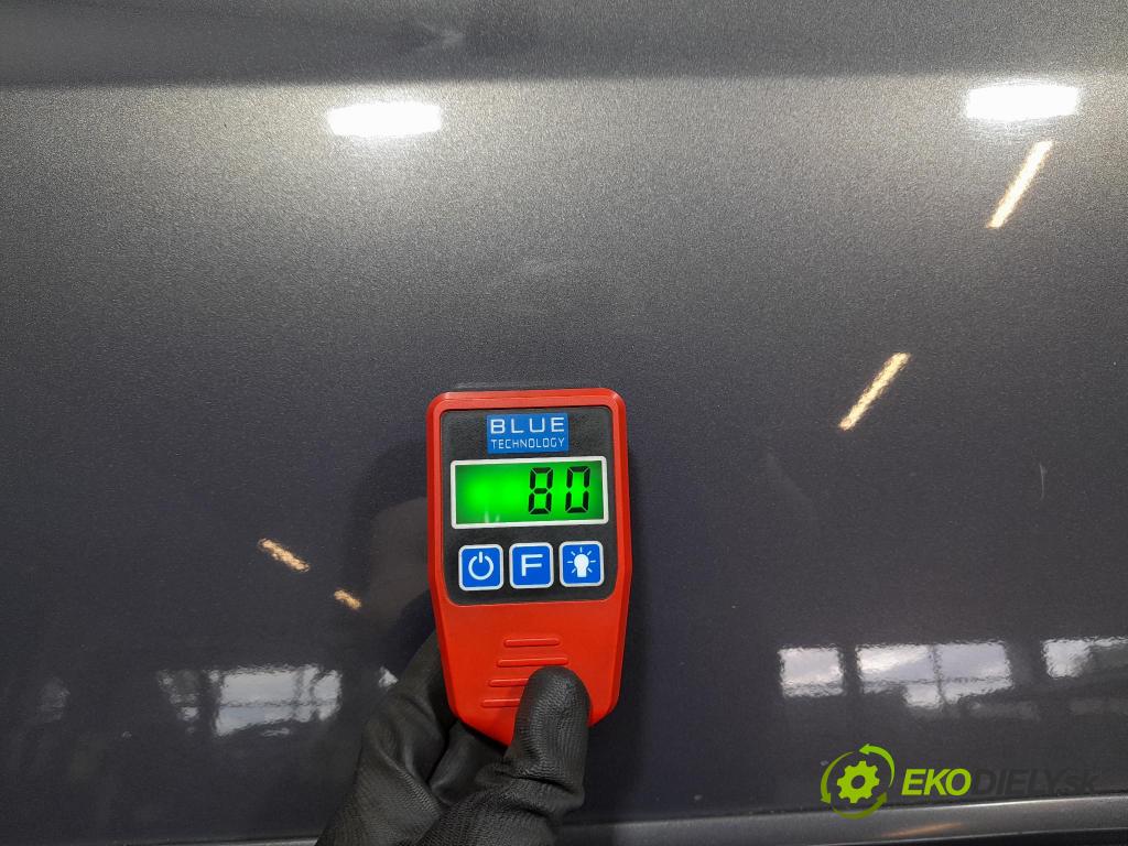 Mazda 3 2007 dvere Predné Vľavo: