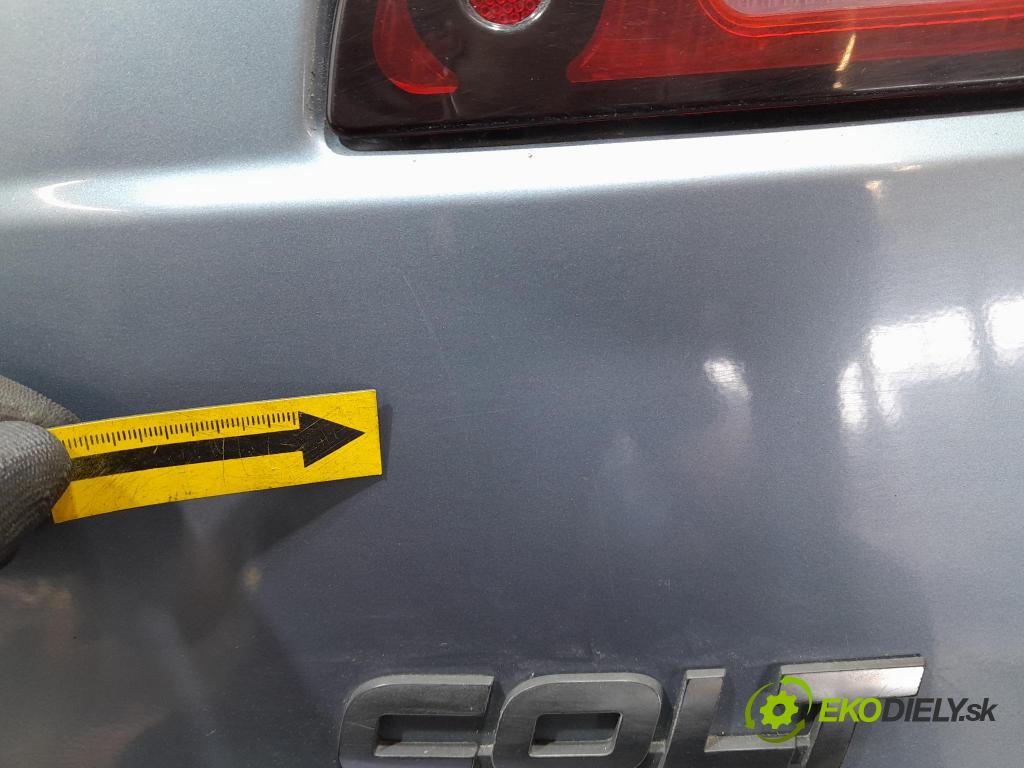 Mitsubishi Colt 2009 zadna dveře kufra: kufra: