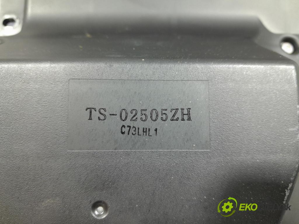 Honda Cr-v 2012 Reproduktor / Subwoofer: TS-02505ZH