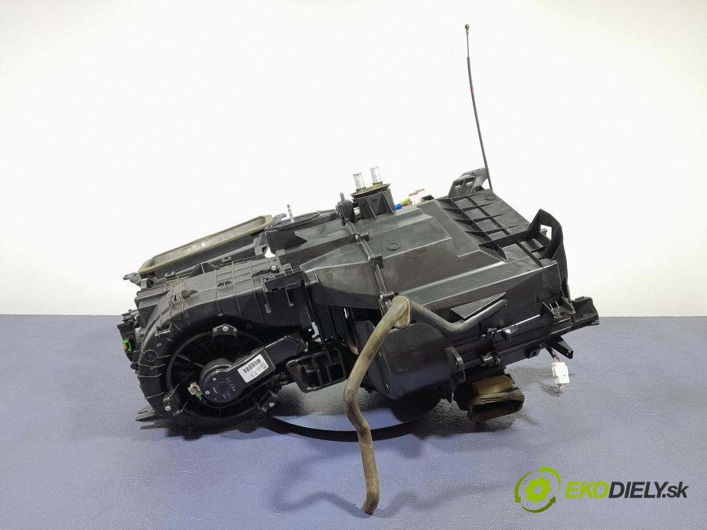 Honda Cr-v 2012 radiátor 79020T1GG520M1