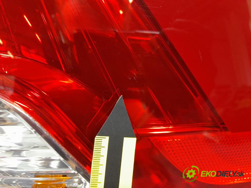 Honda Cr-v 2012 svetlo / reflektor zad Prava: Vonkajsia: W0649