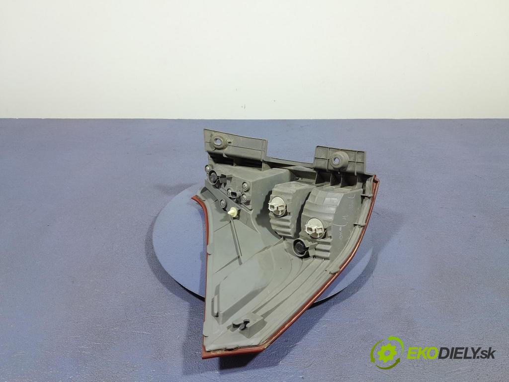 Honda Cr-v 2012 svetlo / reflektor zad Prava: Vonkajsia: W0649