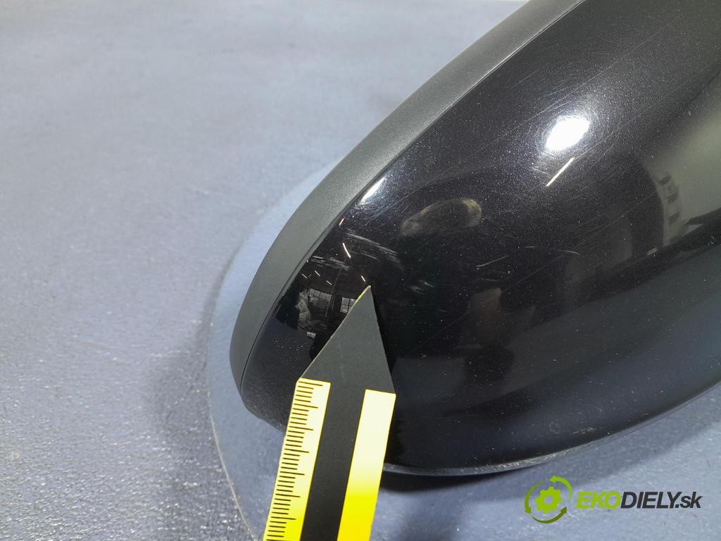 Opel Astra 2011 zrkadlo pravé