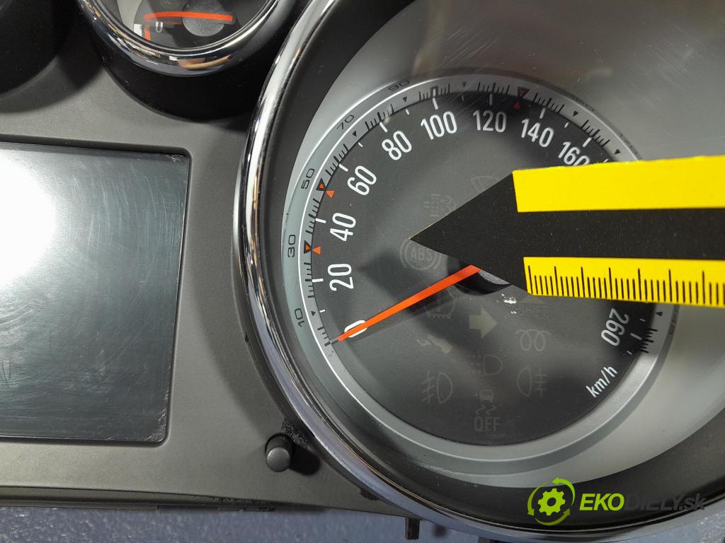 Opel Astra 2011 Přístrojová deska 13355679