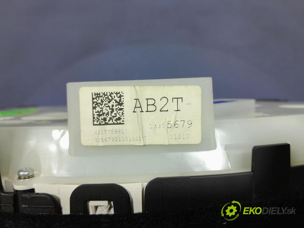 Opel Astra 2011 Přístrojová deska 13355679