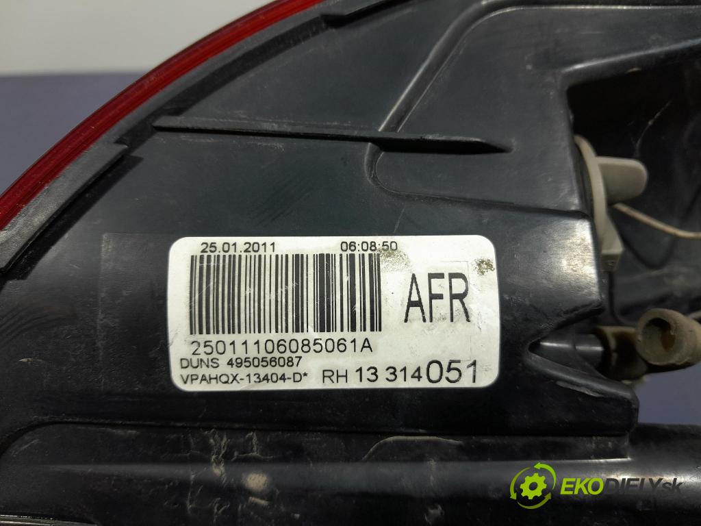 Opel Astra 2011 svetlo / reflektor zad Prava: Vonkajsia: 13314051