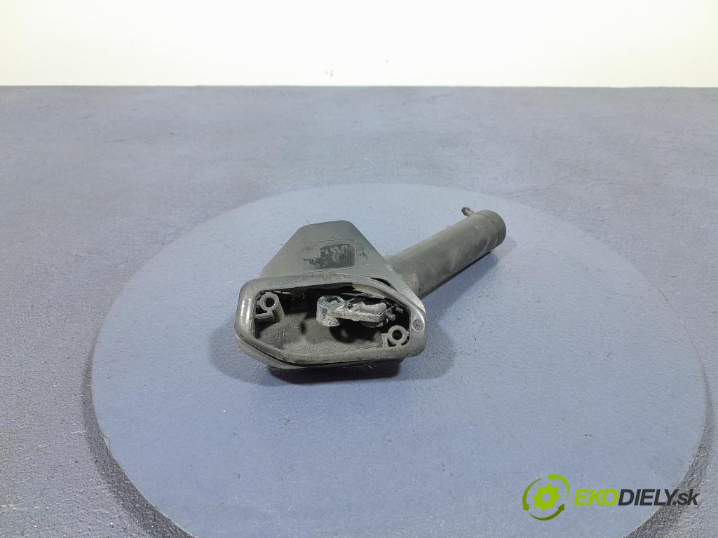 Opel Astra 2011 ostřikovač 13258408
